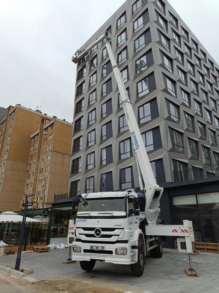 sepetli vinç, sepetli vinç kiralama, 47 metre sepetli vinç, yüksek erişim vinci, personel yükseltici, platform vinç, jumbo platform